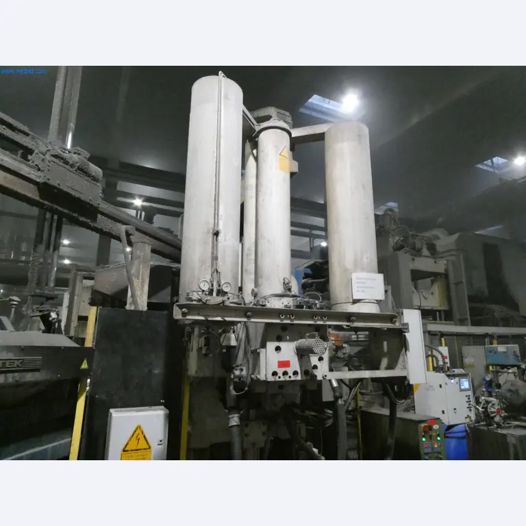 Machines & systems for light metal die casting (powertrain & structural parts)-11