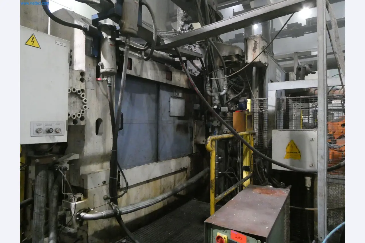 Machines & systems for light metal die casting (powertrain & structural parts)-12