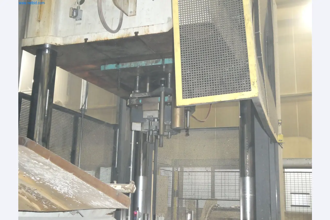 Machines & systems for light metal die casting (powertrain & structural parts)-20