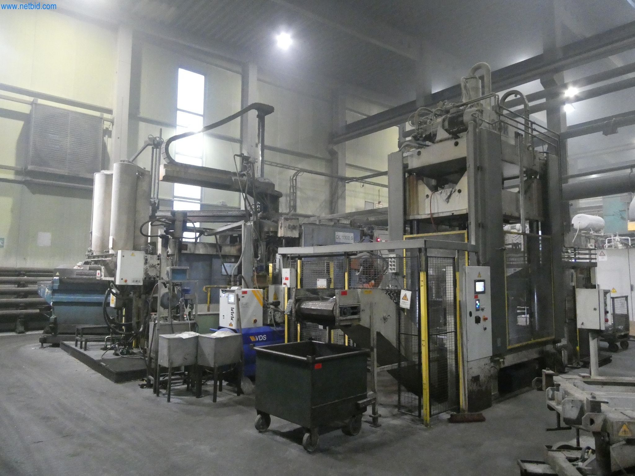 Machines & systems for light metal die casting (powertrain & structural parts)-2