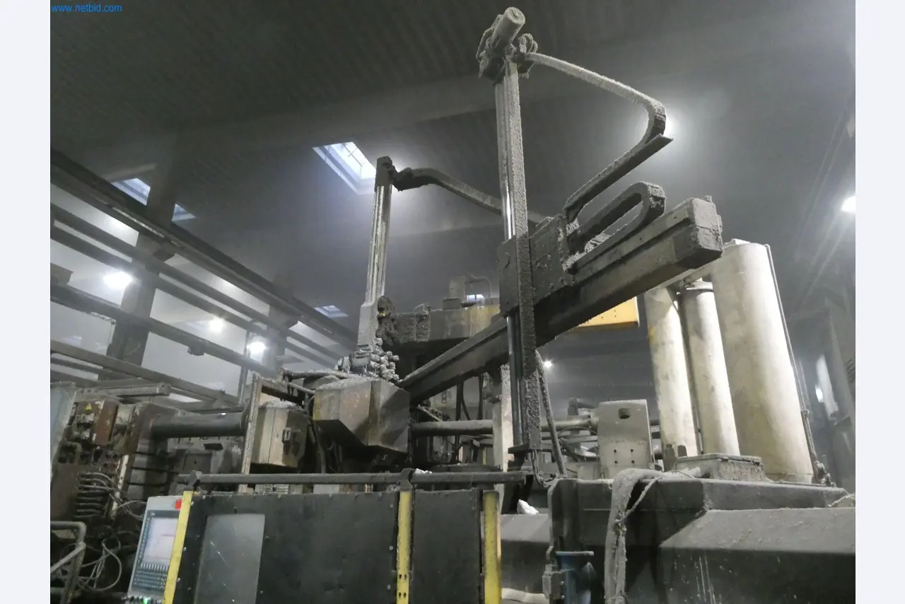 Machines & systems for light metal die casting (powertrain & structural parts)-8