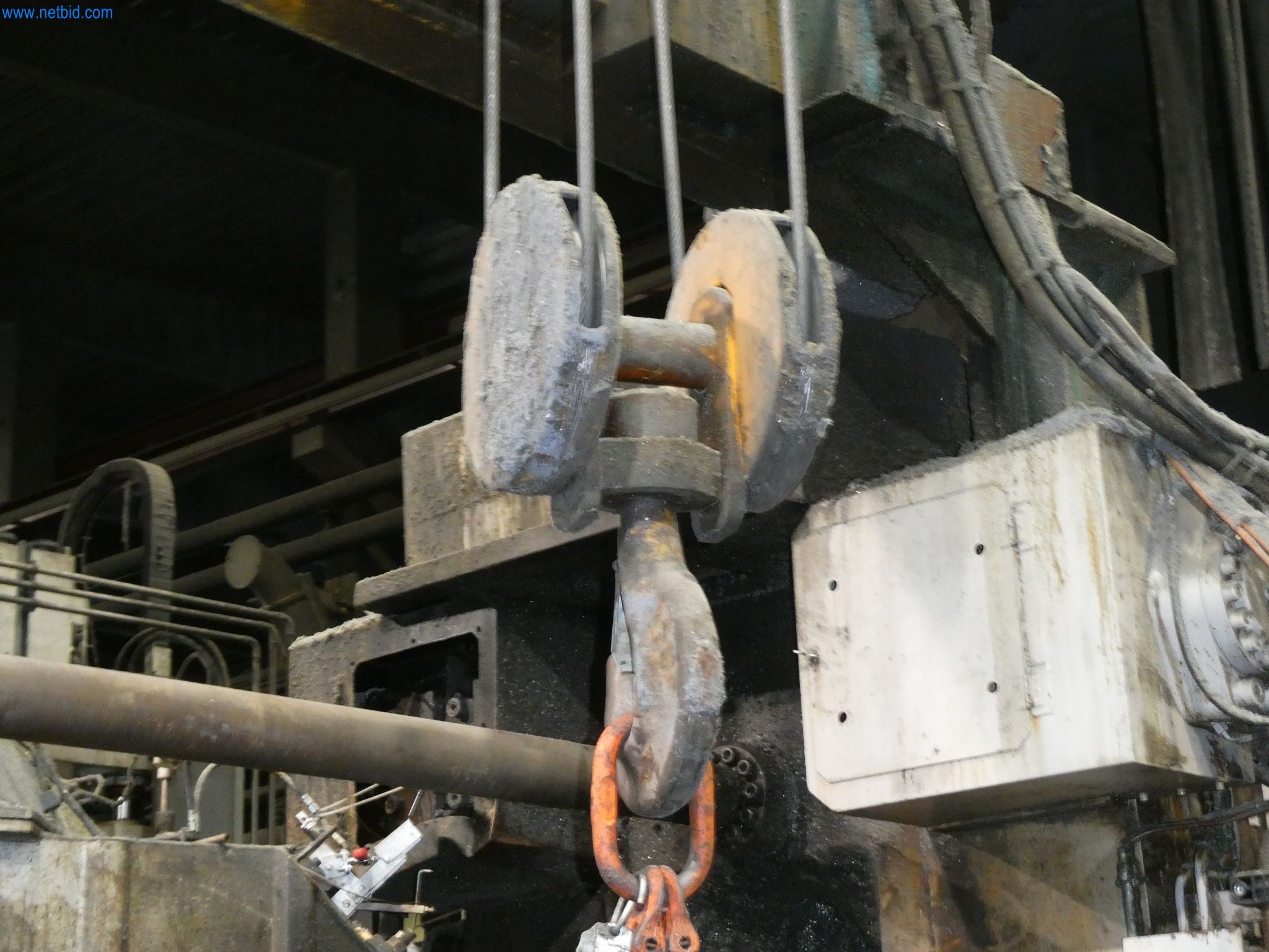 Machines & systems for light metal die casting (powertrain & structural parts)-3