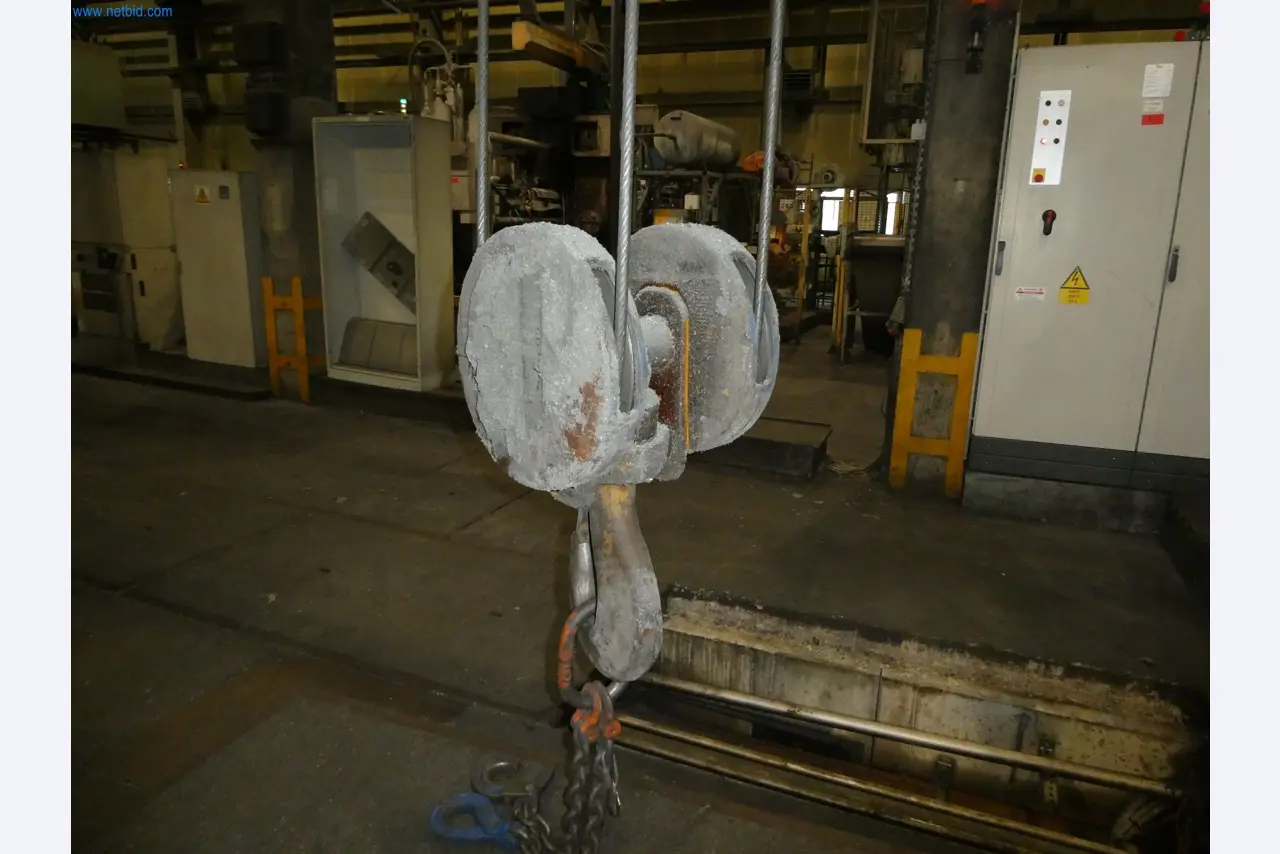 Machines & systems for light metal die casting (powertrain & structural parts)-7