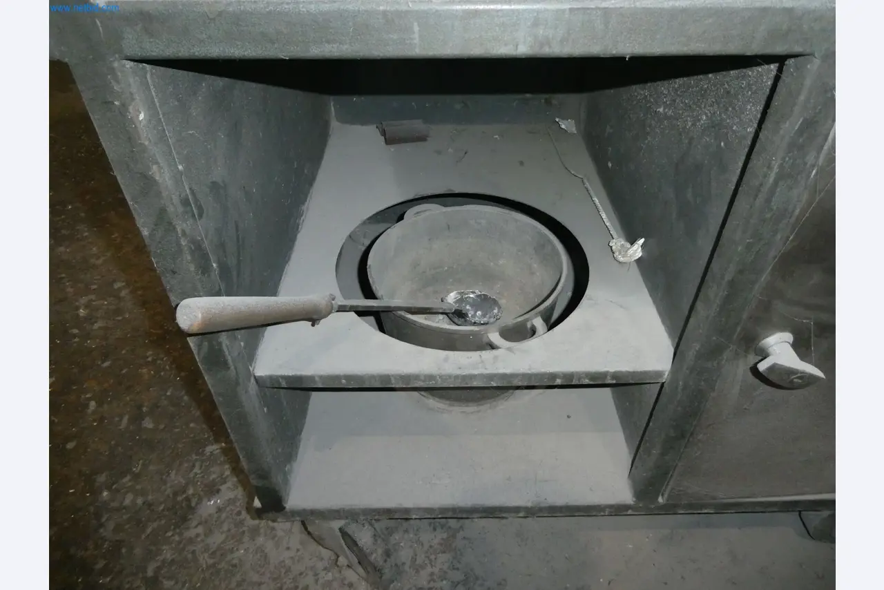 Machines & systems for light metal die casting (powertrain & structural parts)-5