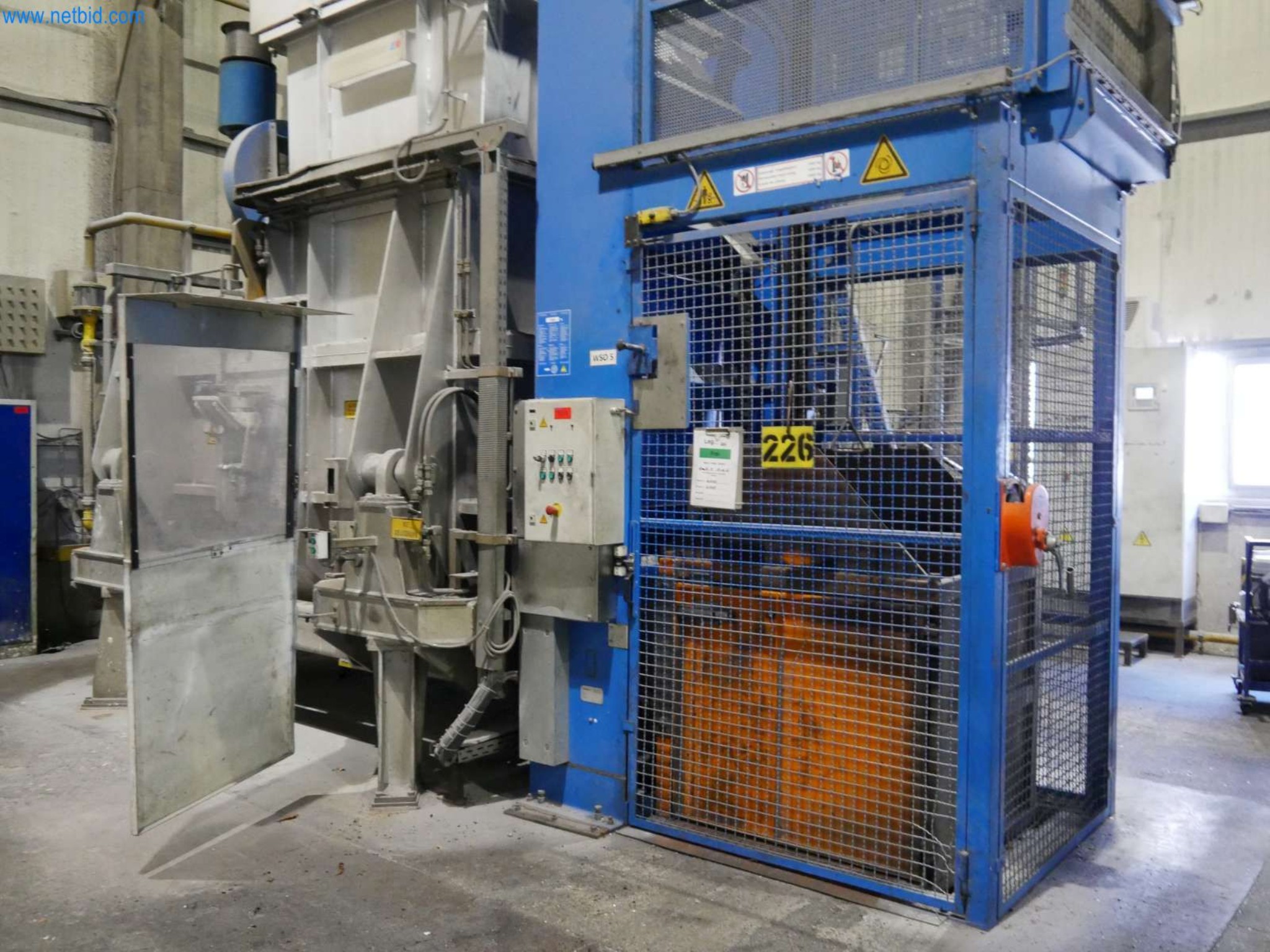 Machines & systems for light metal die casting (powertrain & structural parts)-3