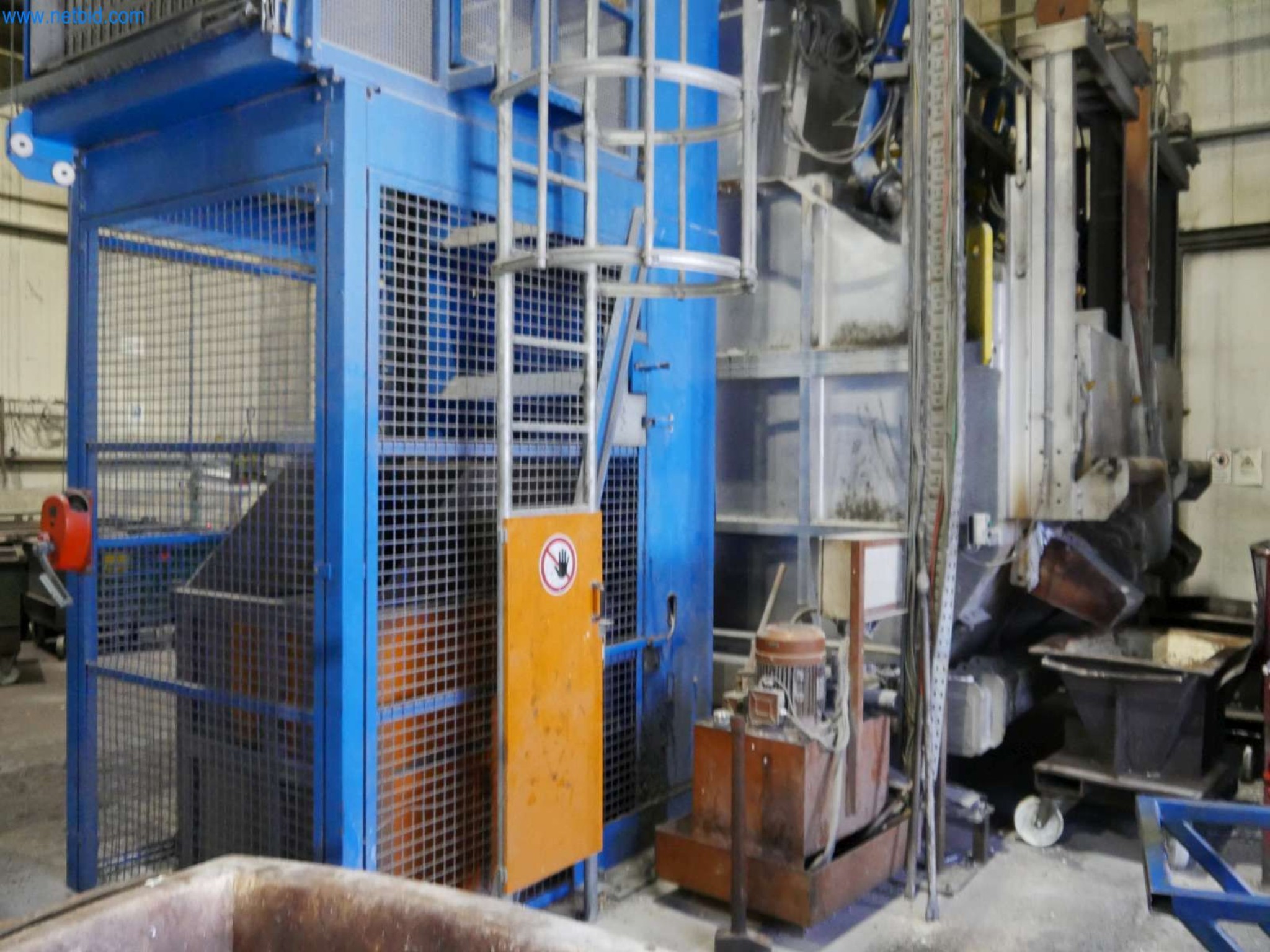 Machines & systems for light metal die casting (powertrain & structural parts)-4