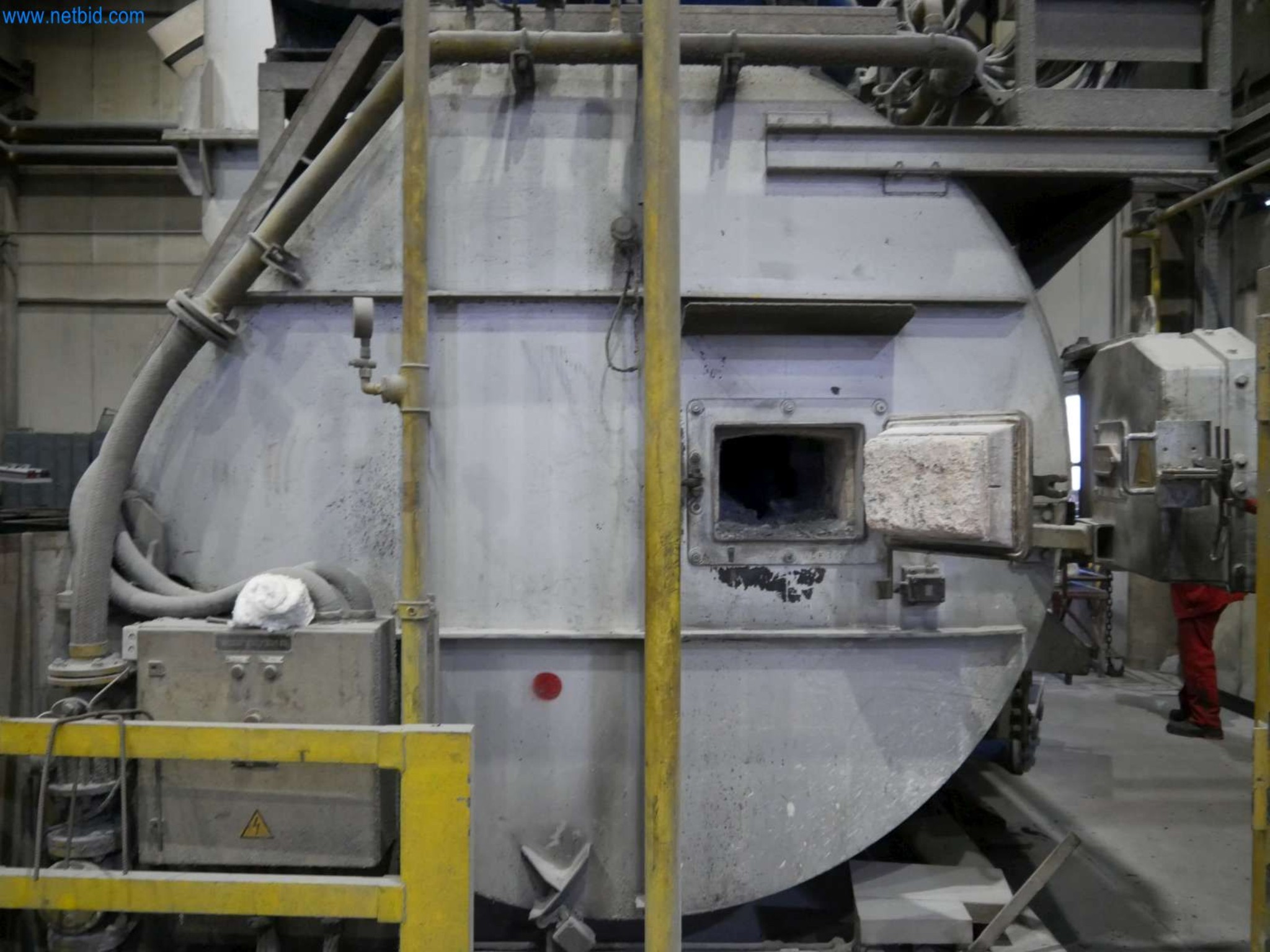 Machines & systems for light metal die casting (powertrain & structural parts)-10