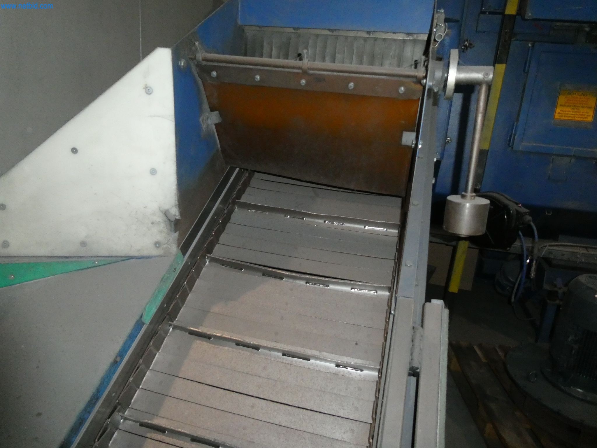 Machines & systems for light metal die casting (powertrain & structural parts)-9