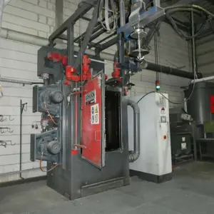 Overhead conveyor solid blast machine (beam 9) Schlick Rotojet