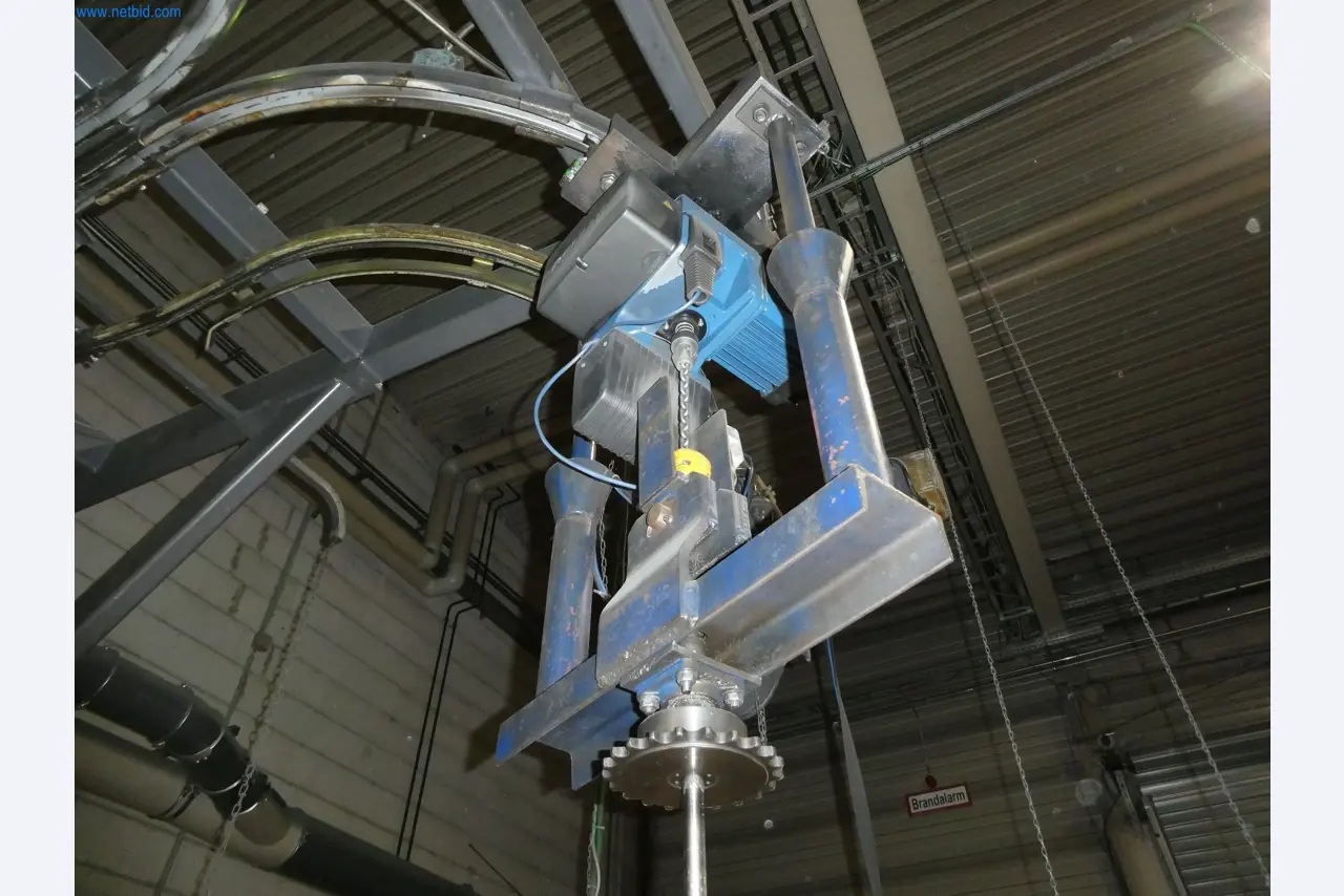 Machines & systems for light metal die casting (powertrain & structural parts)-8