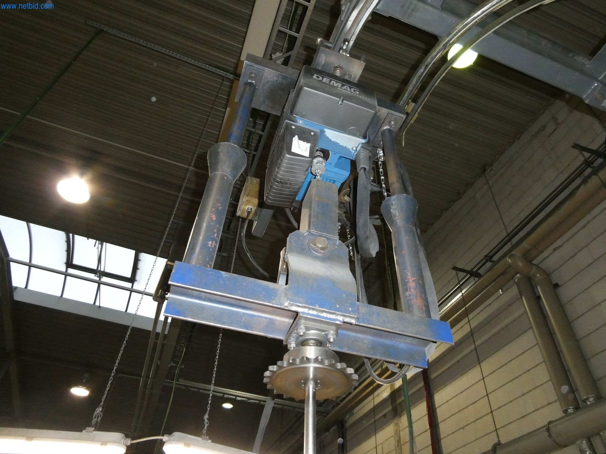 Machines & systems for light metal die casting (powertrain & structural parts)-9