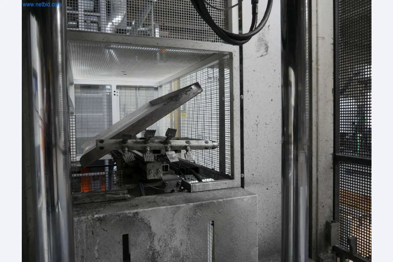 Maschinen & Anlagen für Leichtmetall-Druckguss (Powertrain & Strukturteile)-25