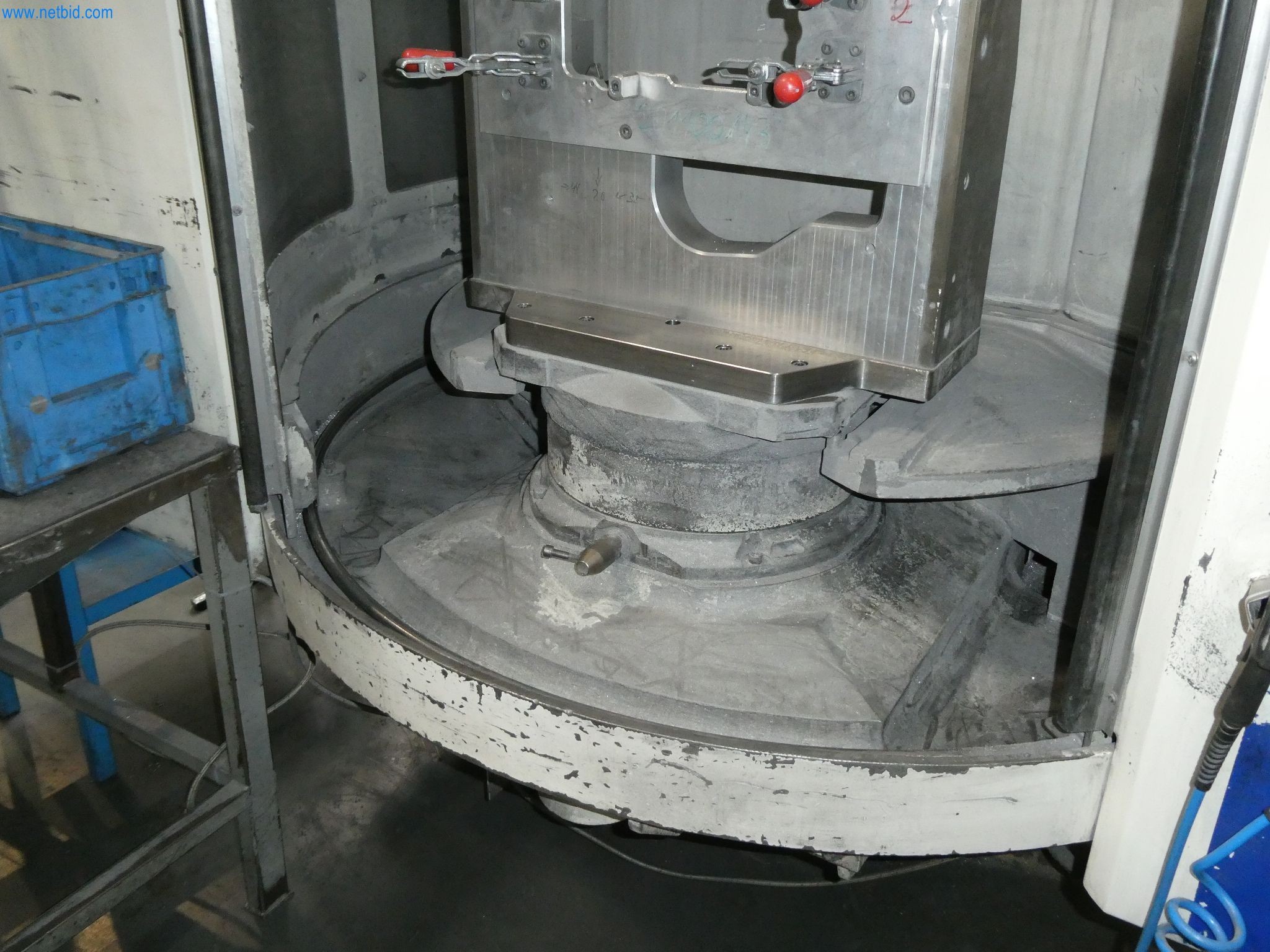 Machines & systems for light metal die casting (powertrain & structural parts)-7