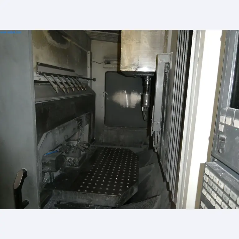 Machines & systems for light metal die casting (powertrain & structural parts)-10