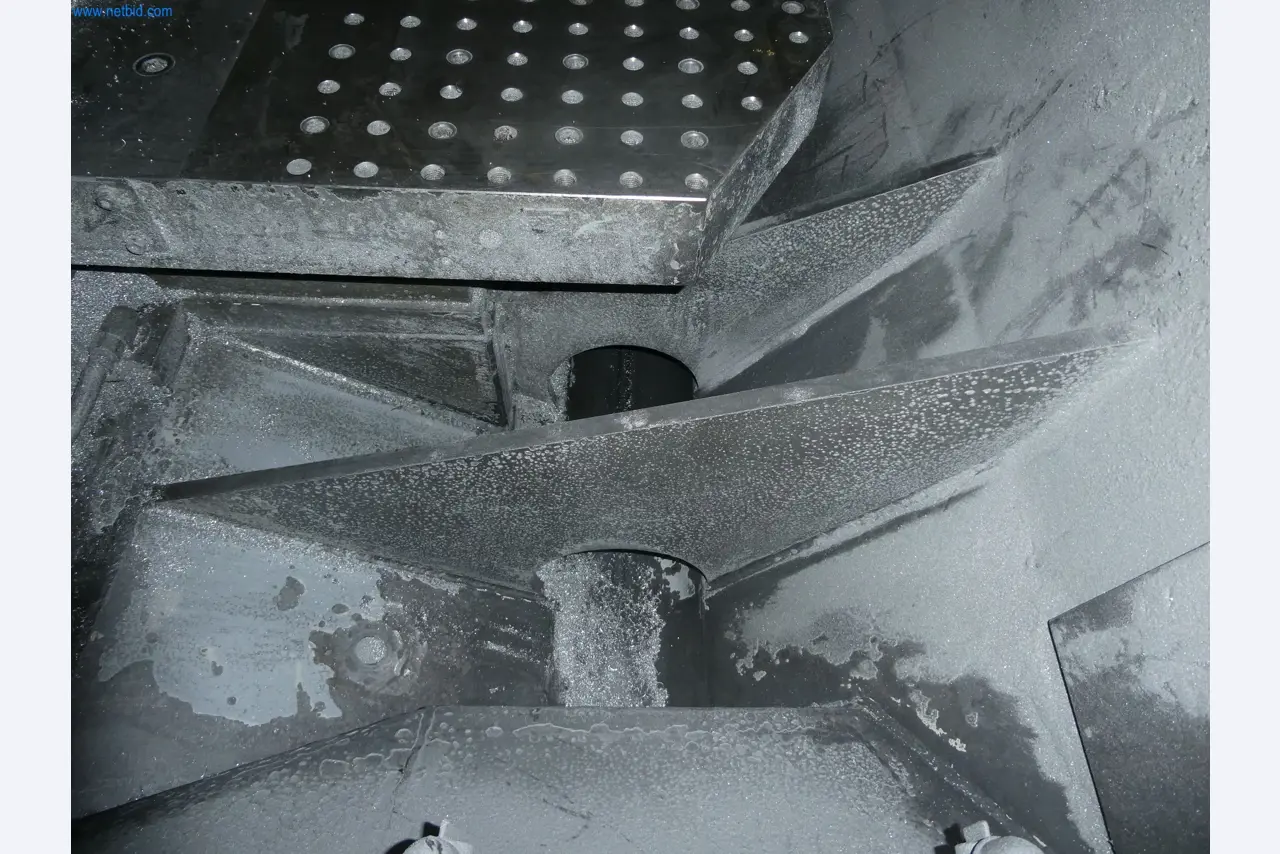 Machines & systems for light metal die casting (powertrain & structural parts)-12