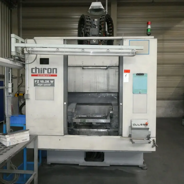 4-axis CNC machining center (46) Chiron FZ18.2KWHS