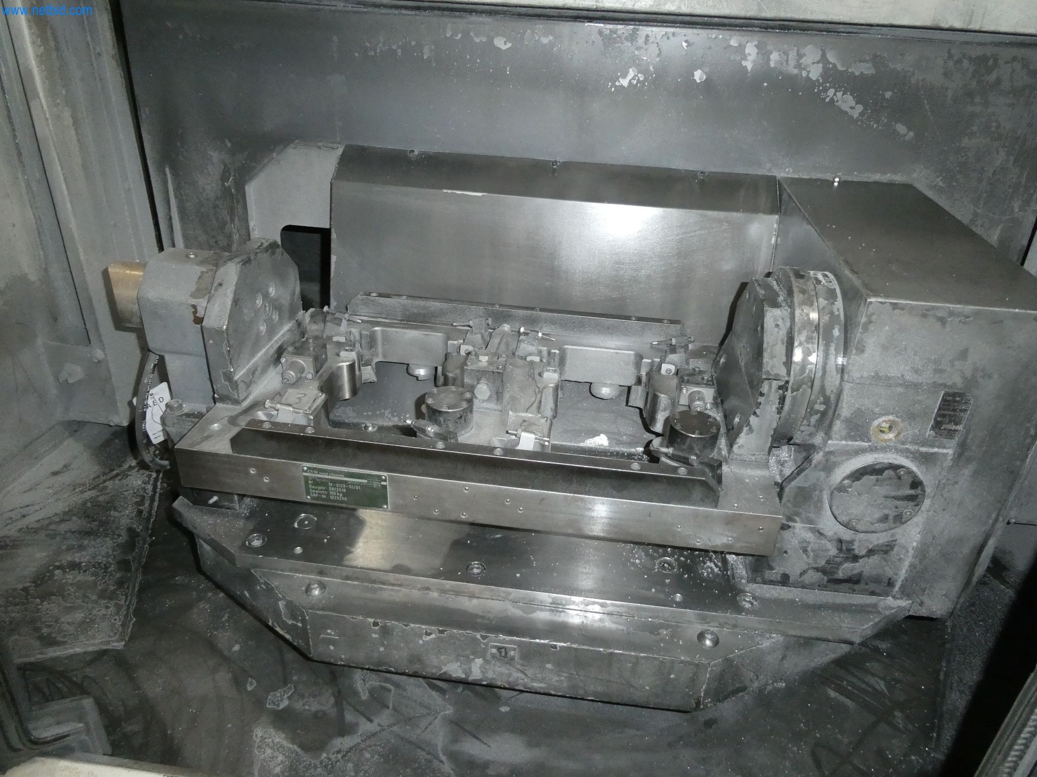 Machines & systems for light metal die casting (powertrain & structural parts)-5