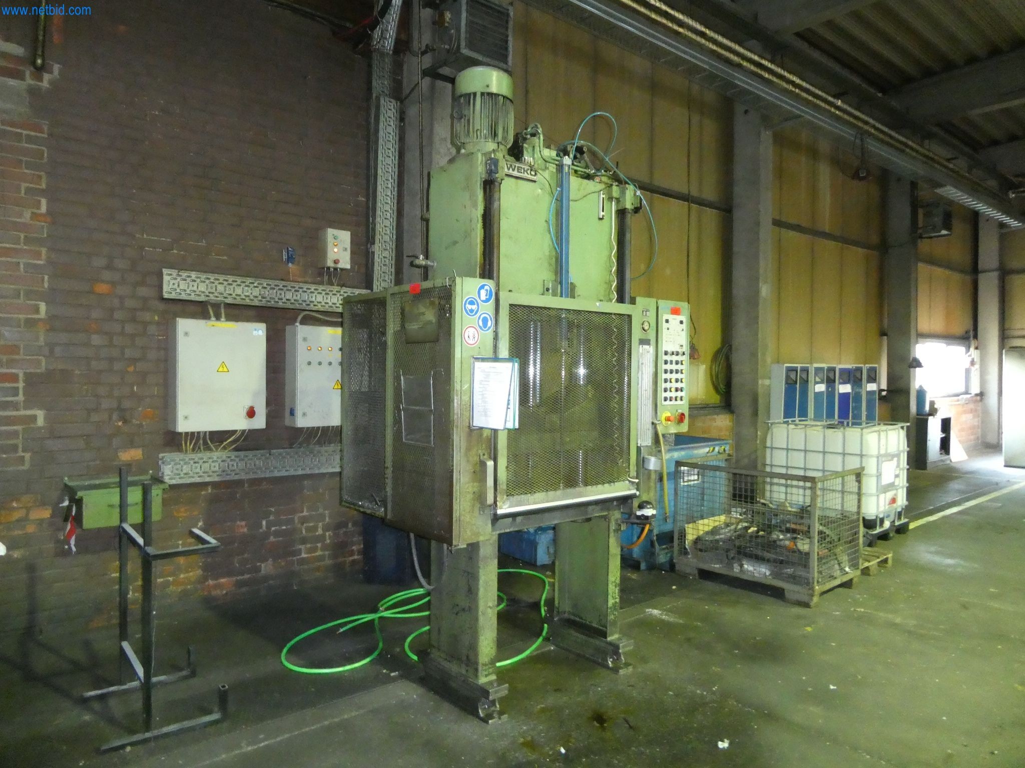 Machines & systems for light metal die casting (powertrain & structural parts)-2