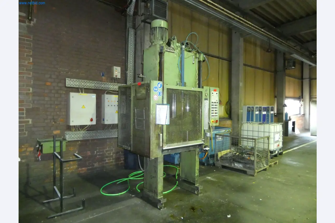 Machines & systems for light metal die casting (powertrain & structural parts)-2