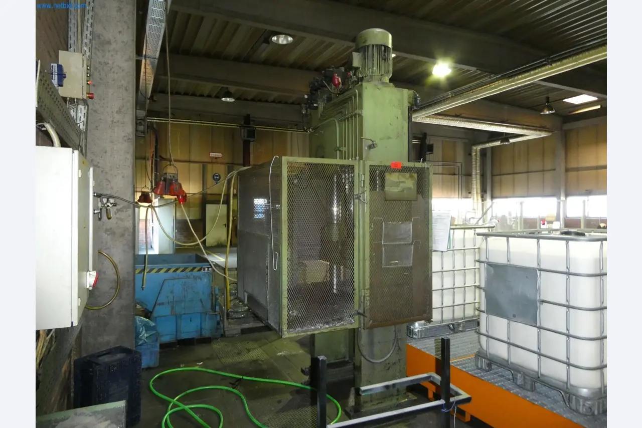 Machines & systems for light metal die casting (powertrain & structural parts)-3