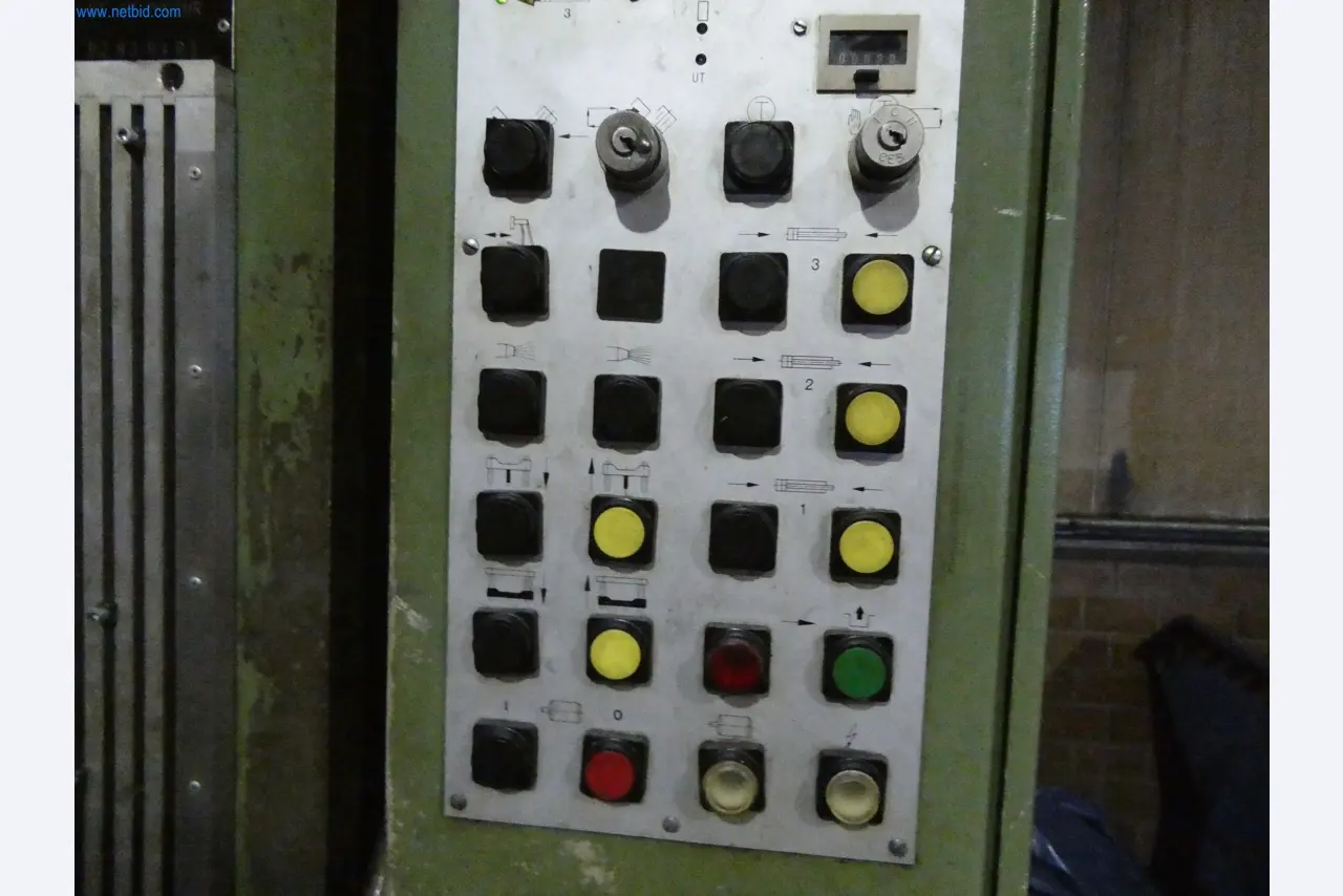 Machines & systems for light metal die casting (powertrain & structural parts)-5