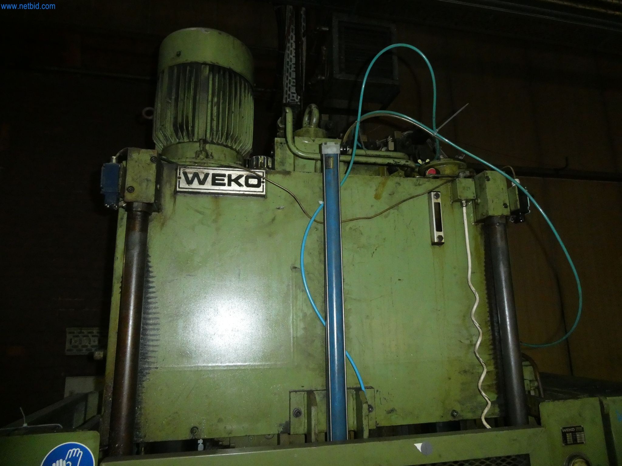 Machines & systems for light metal die casting (powertrain & structural parts)-8