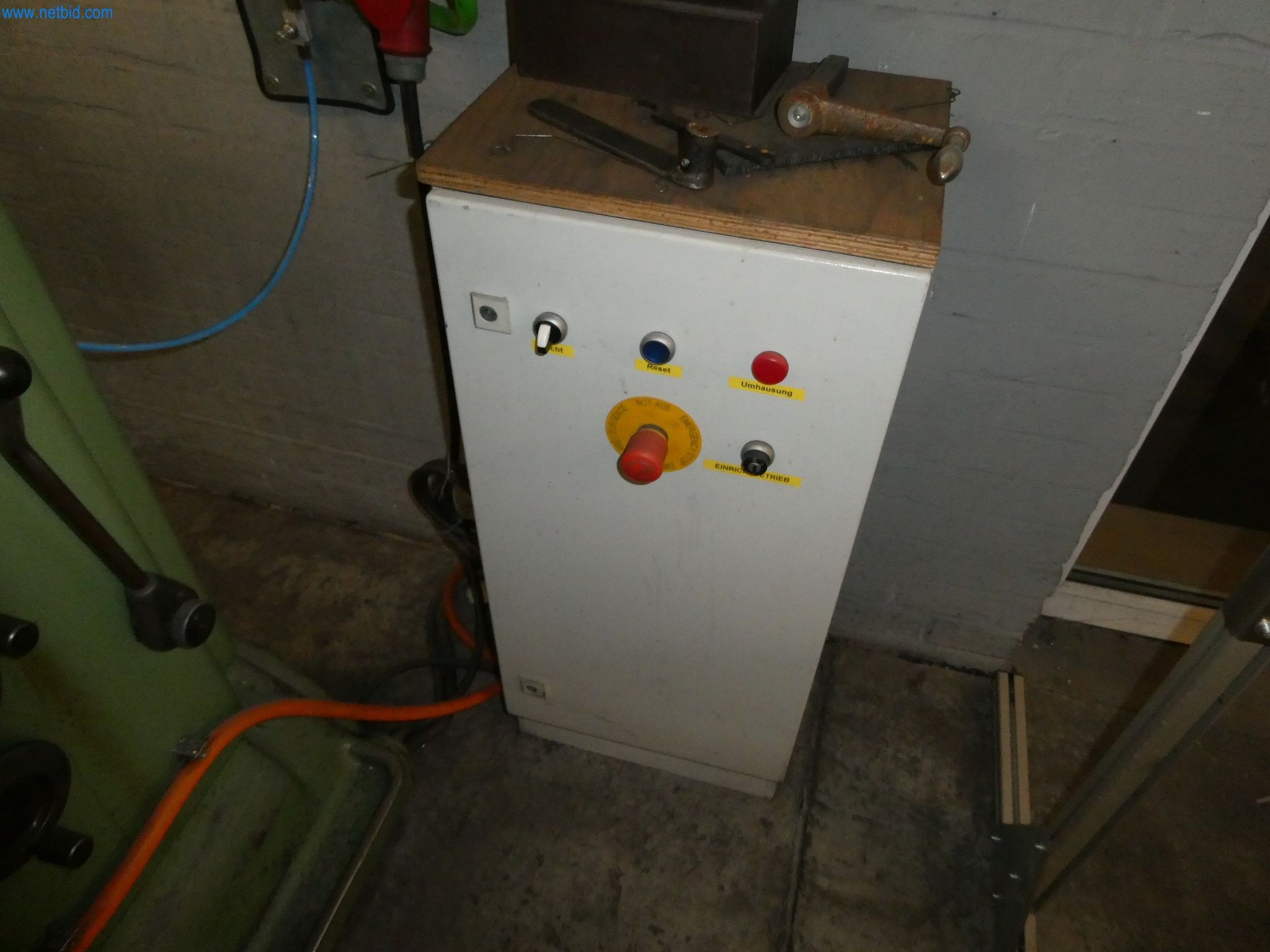 Machines & systems for light metal die casting (powertrain & structural parts)-9