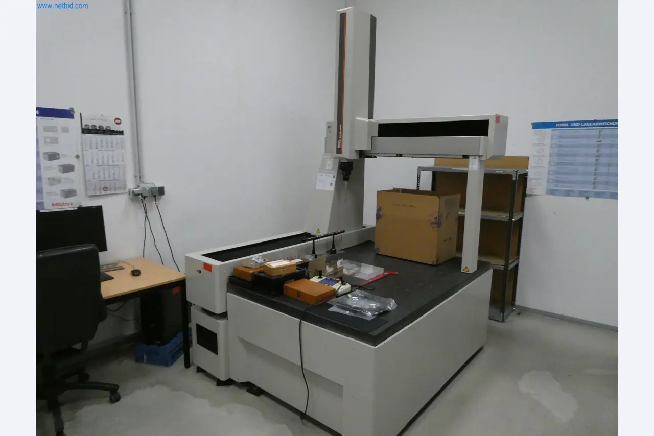 Machines & systems for light metal die casting (powertrain & structural parts)-2