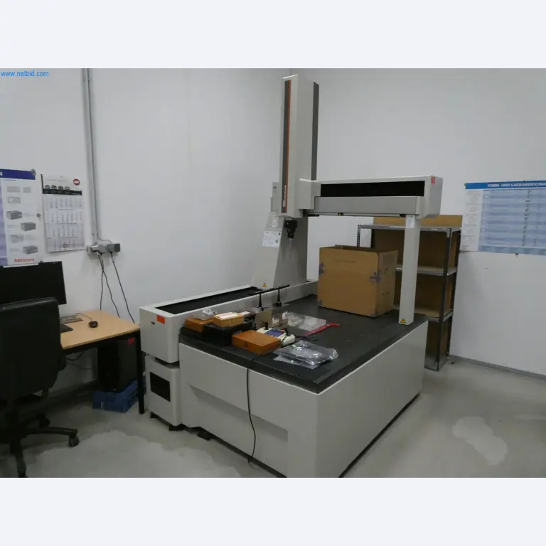 Machines & systems for light metal die casting (powertrain & structural parts)-2