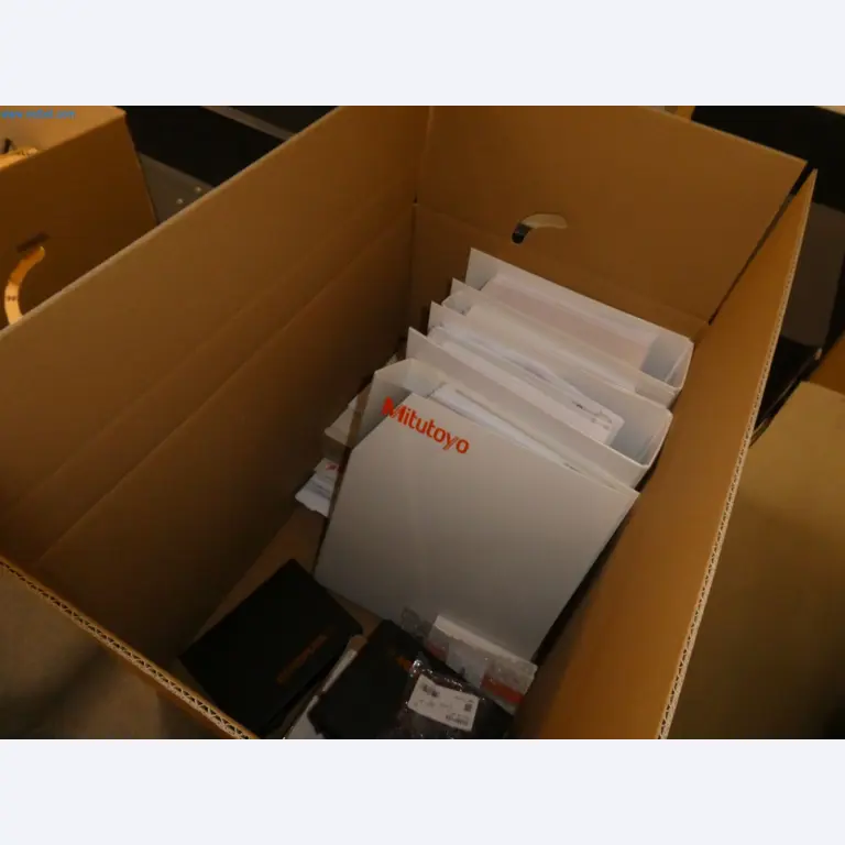 Machines & systems for light metal die casting (powertrain & structural parts)-11