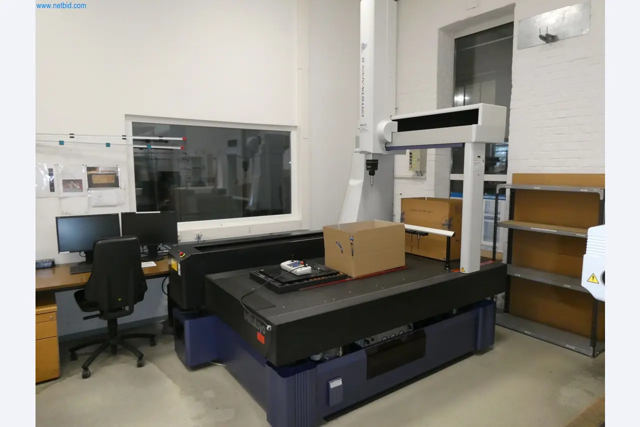 Machines & systems for light metal die casting (powertrain & structural parts)-2