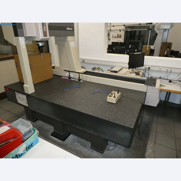 Machines & systems for light metal die casting (powertrain & structural parts)-2