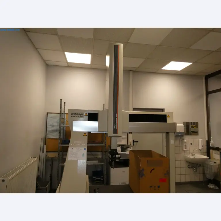 Machines & systems for light metal die casting (powertrain & structural parts)-2