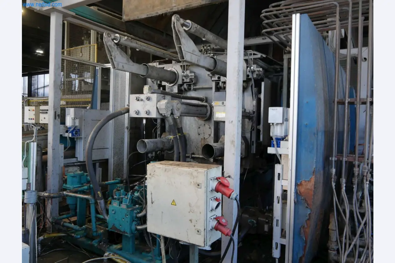 Machines & systems for light metal die casting (powertrain & structural parts)-12