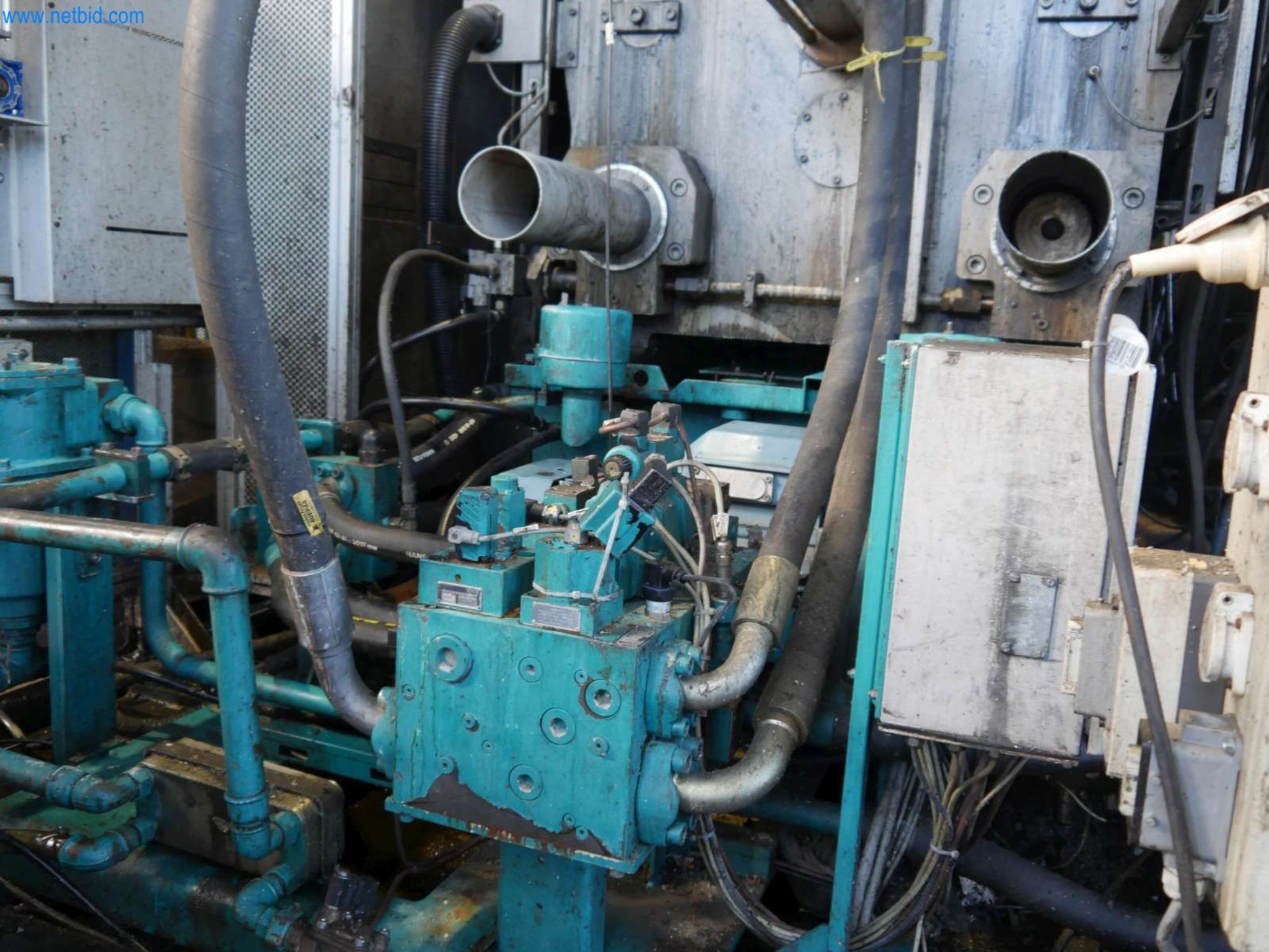 Machines & systems for light metal die casting (powertrain & structural parts)-15