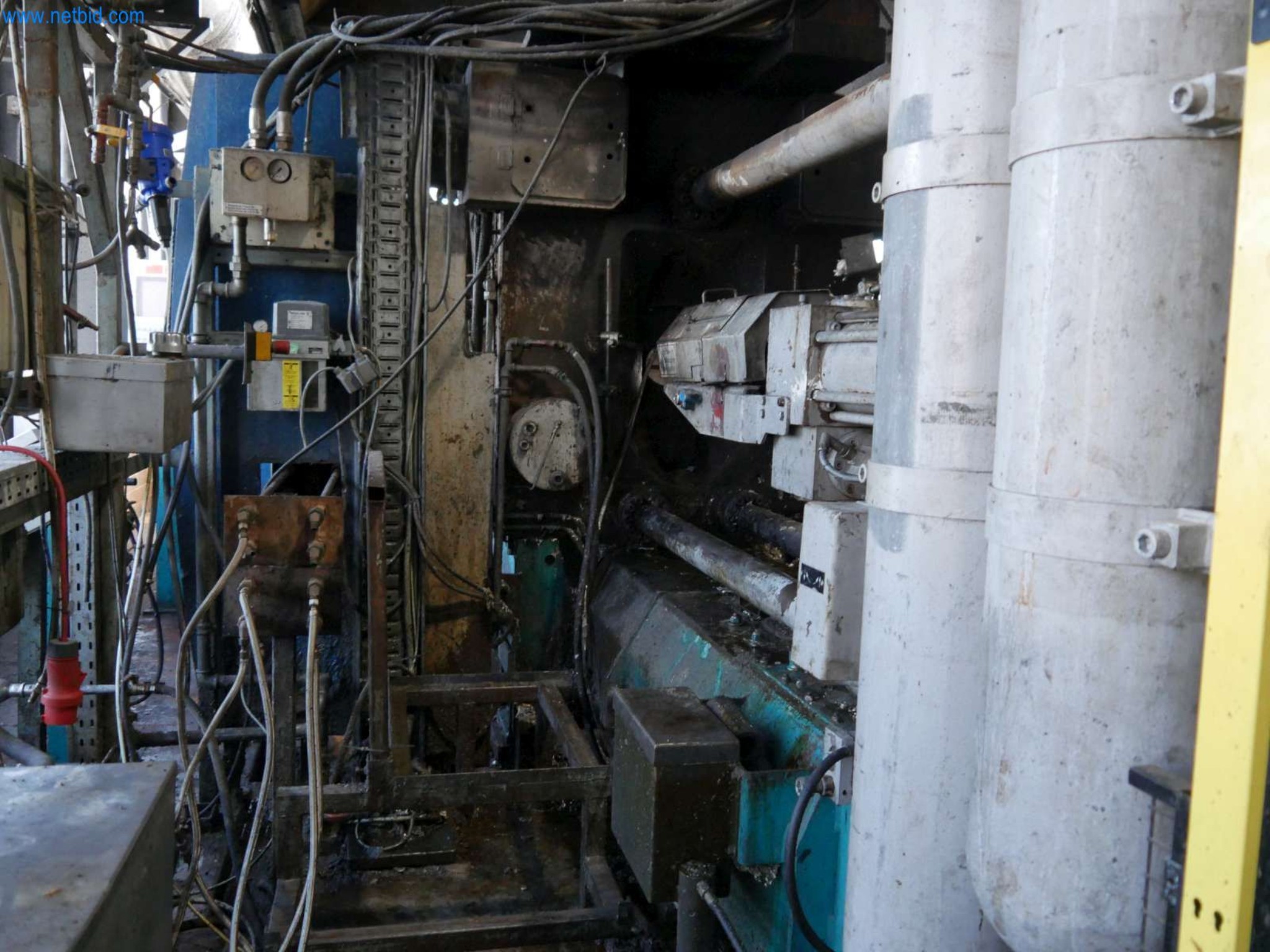Machines & systems for light metal die casting (powertrain & structural parts)-19