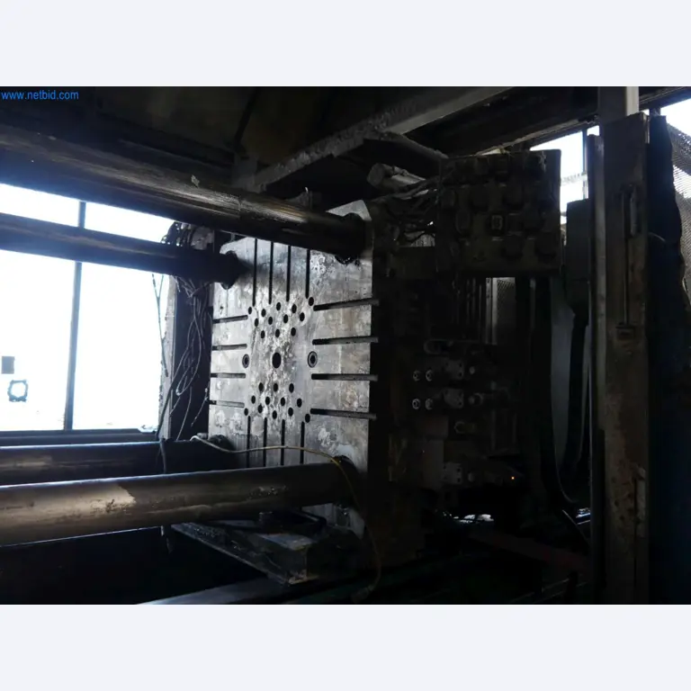 Machines & systems for light metal die casting (powertrain & structural parts)-20