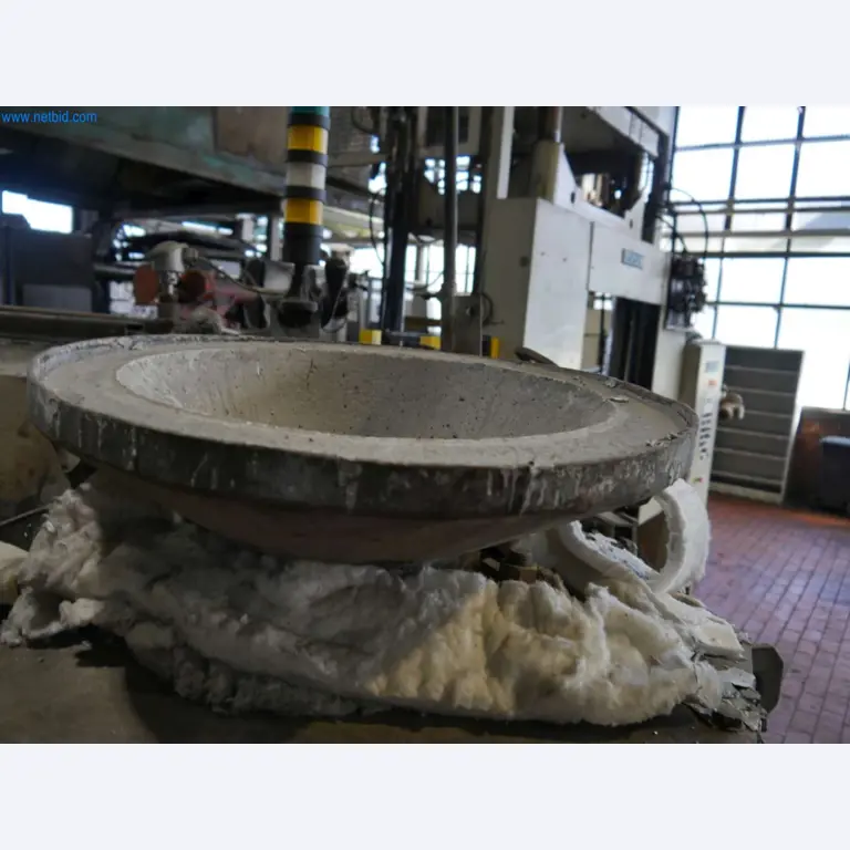 Machines & systems for light metal die casting (powertrain & structural parts)-31