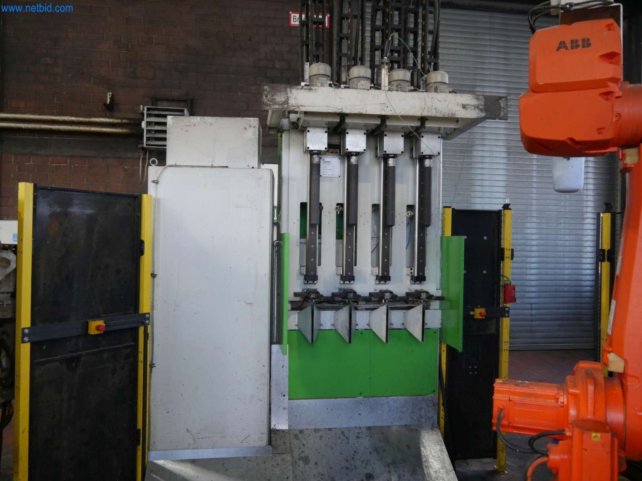 Machines & systems for light metal die casting (powertrain & structural parts)-63
