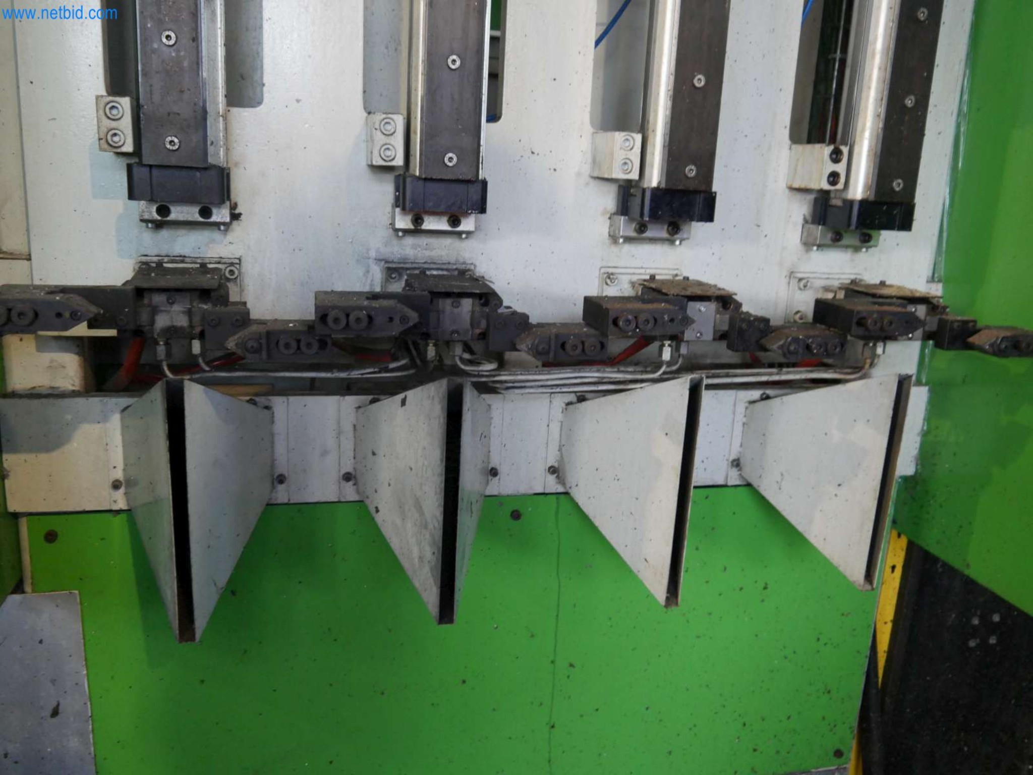 Machines & systems for light metal die casting (powertrain & structural parts)-64