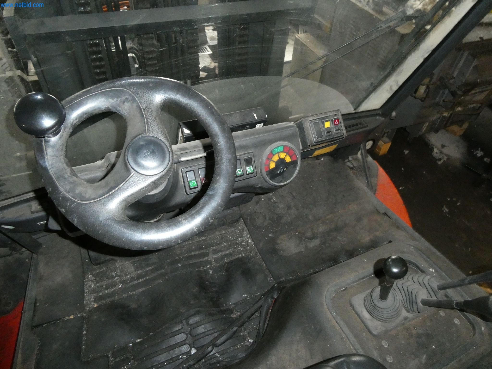 Machines & systems for light metal die casting (powertrain & structural parts)-5