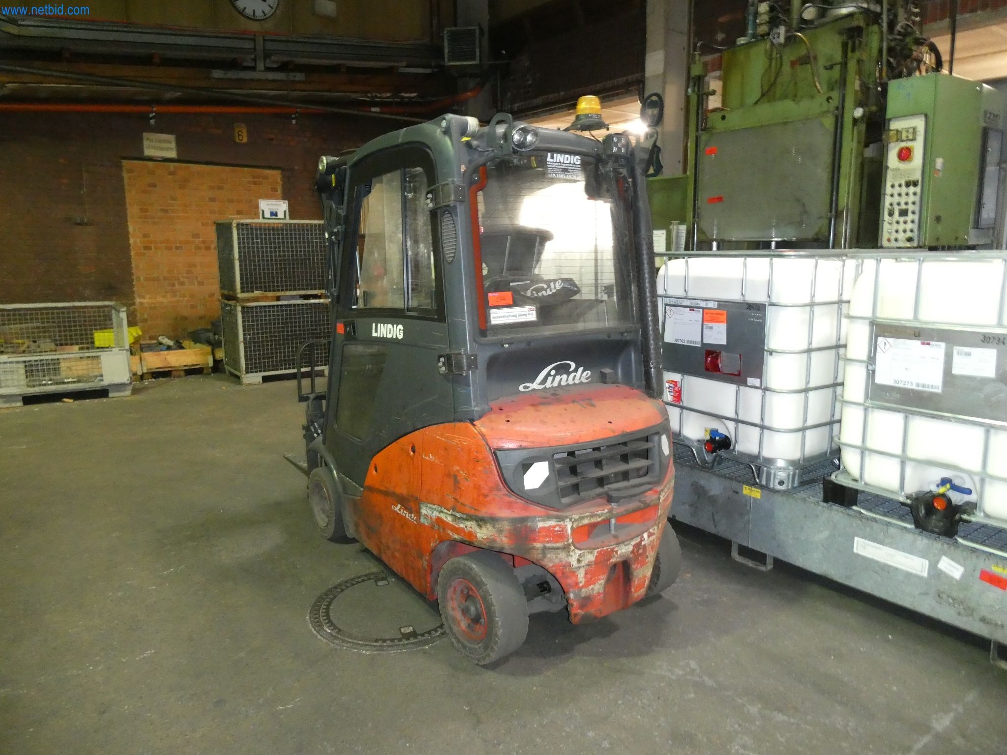 Machines & systems for light metal die casting (powertrain & structural parts)-2