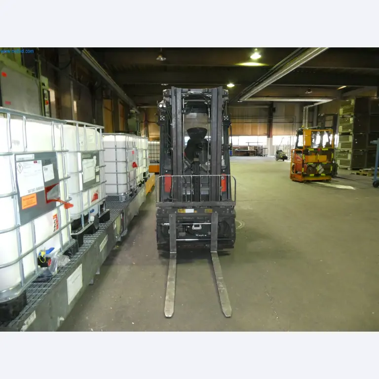 Machines & systems for light metal die casting (powertrain & structural parts)-3