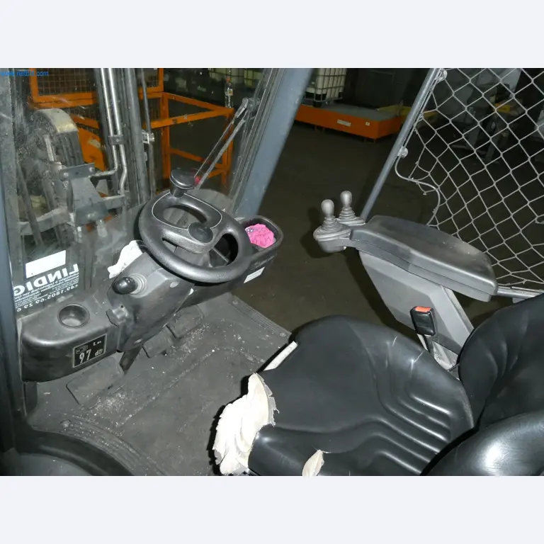 Máquinas e sistemas para a fundição injectada de metais ligeiros (grupos motopropulsores e peças estruturais)-3