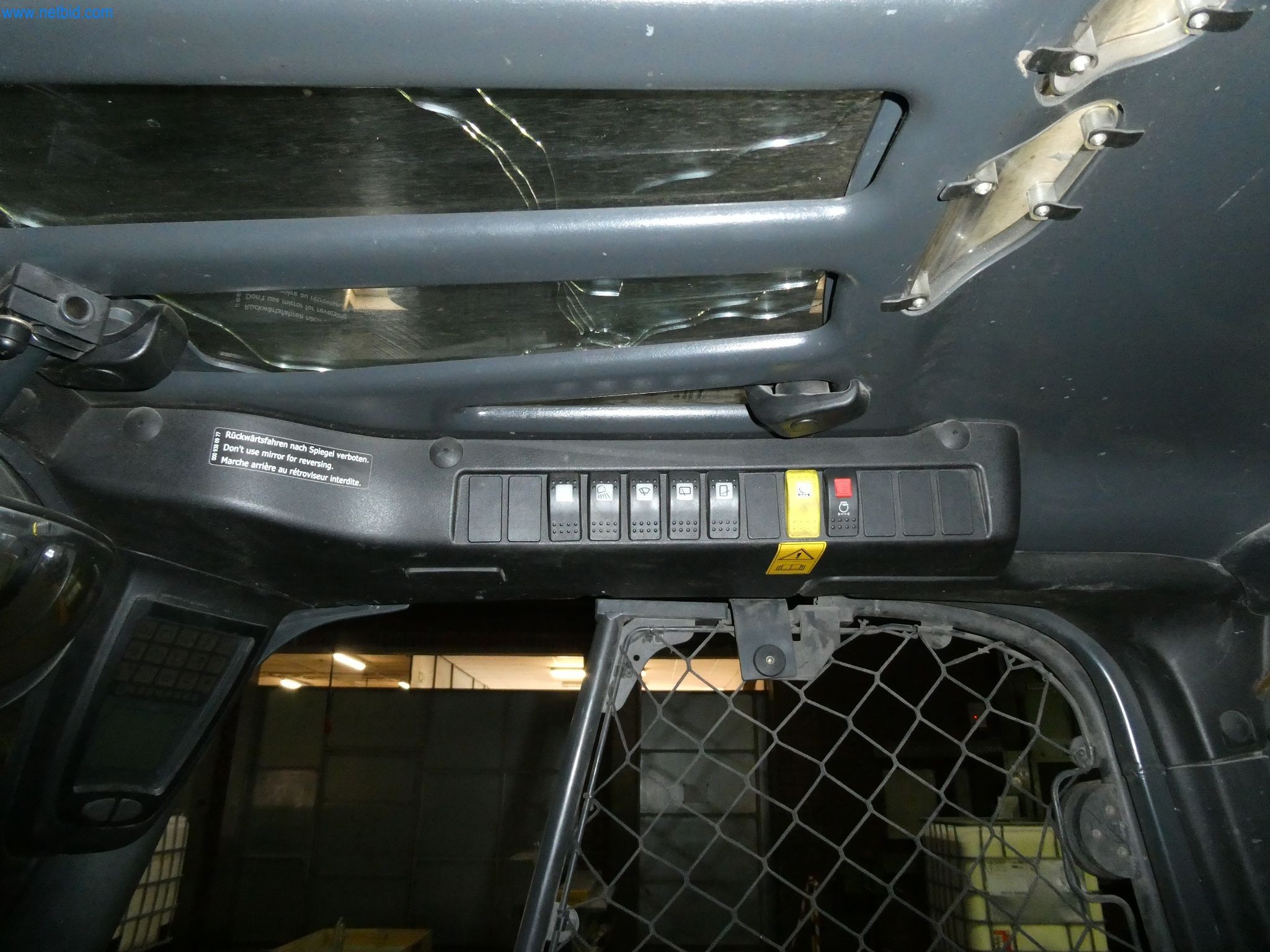 Máquinas e sistemas para a fundição injectada de metais ligeiros (grupos motopropulsores e peças estruturais)-4