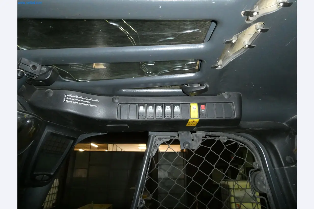 Máquinas e sistemas para a fundição injectada de metais ligeiros (grupos motopropulsores e peças estruturais)-4