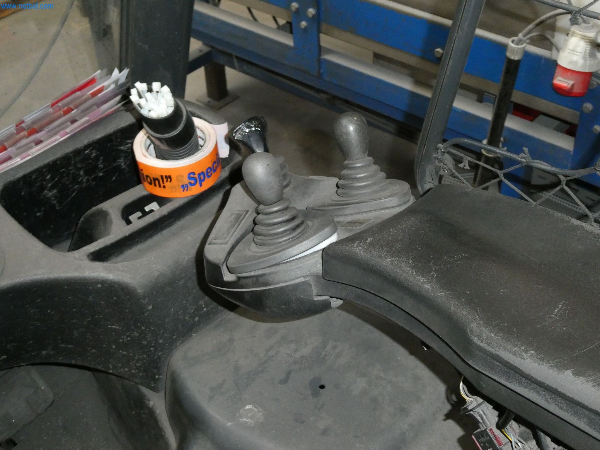 Máquinas e sistemas para a fundição injectada de metais ligeiros (grupos motopropulsores e peças estruturais)-5