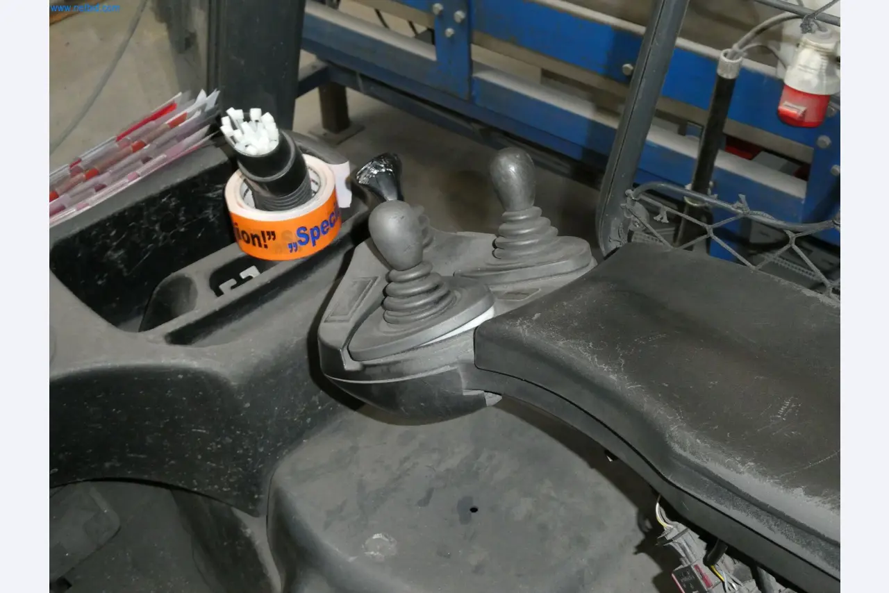 Máquinas e sistemas para a fundição injectada de metais ligeiros (grupos motopropulsores e peças estruturais)-5