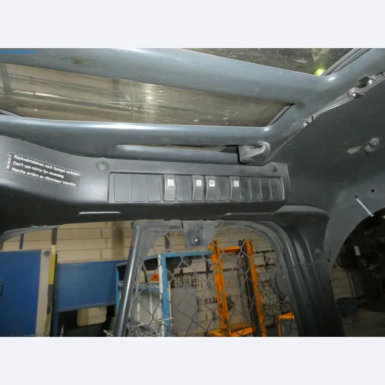 Máquinas e sistemas para a fundição injectada de metais ligeiros (grupos motopropulsores e peças estruturais)-8