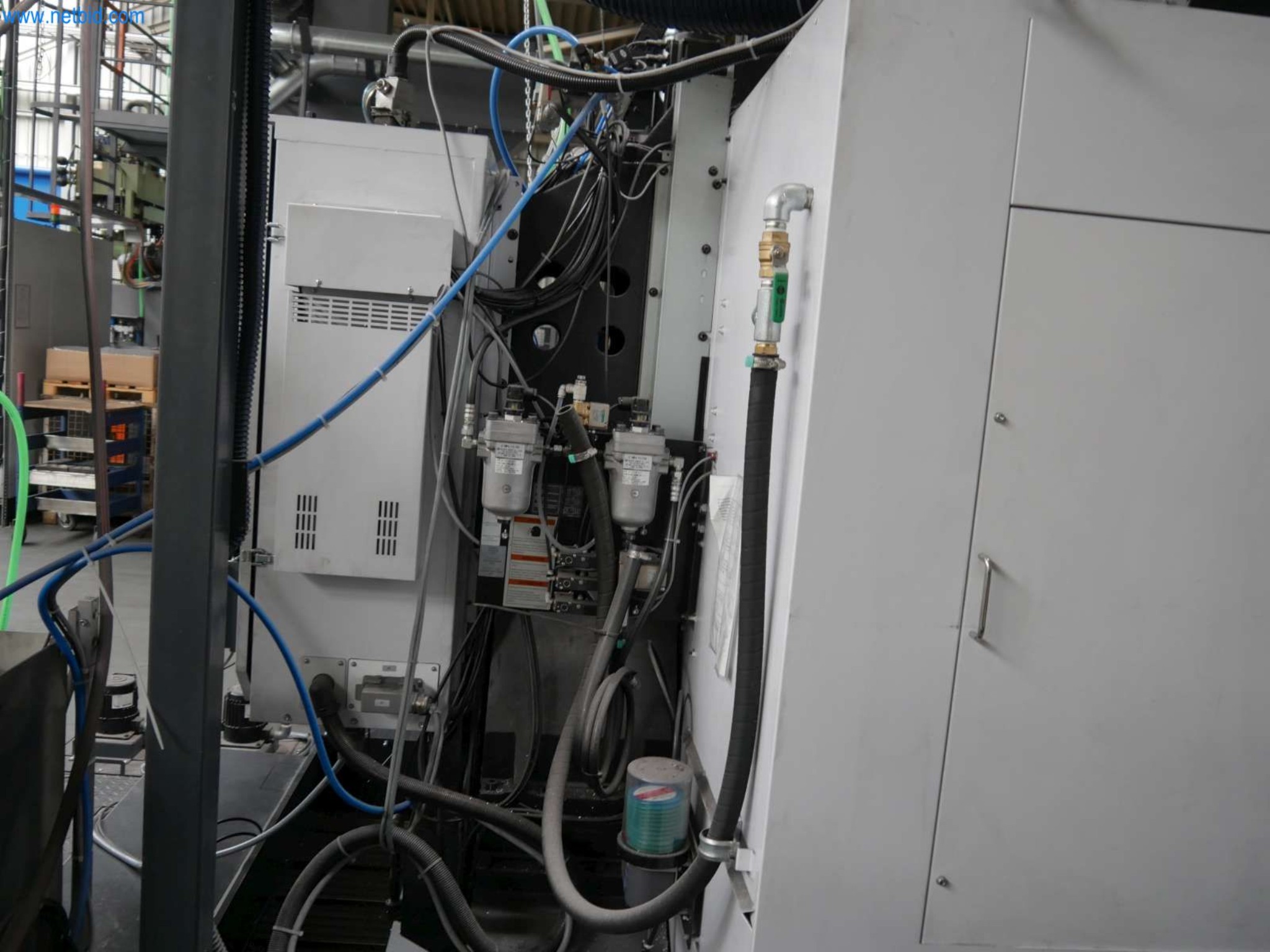 Machines & systems for light metal die casting (powertrain & structural parts)-10